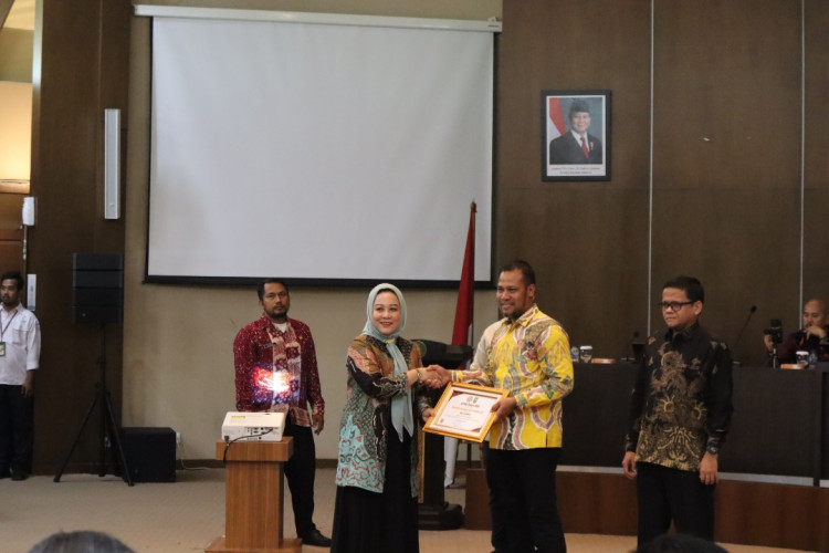 Golkar Riau Pertahankan Predikat Partai Paling Transparan, Raih KI Award Kelima Berturut-turut 