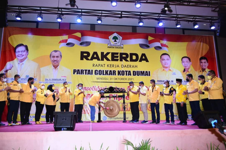 Ketua DPD Golkar Riau Syamsuar Buka Secara Resmi Rakerda DPD Partai Golkar Dumai 