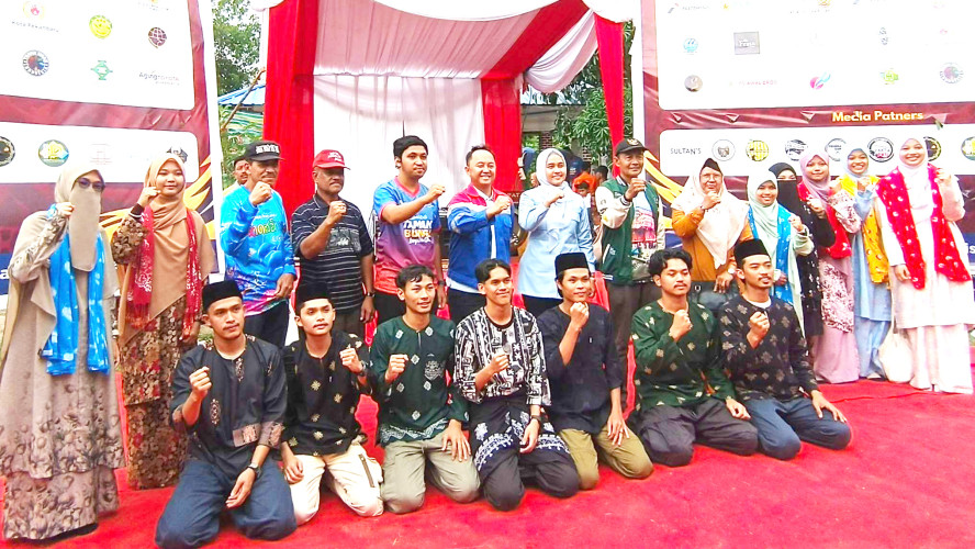 Anggota DPR RI FPG Dapil Riau I Karmila Sari, Dukung Festival Pacu Sampan Tradisional Rumbai Jadi Wisata dan Ekonomi Daerah