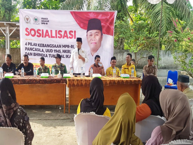 Anggota DPR RI Dapil Riau II H.Yulisman Sosialisasikan Empat Pilar Kebangsaan MPR RI di Desa Lubuk Sitarak, Rakit Kulim